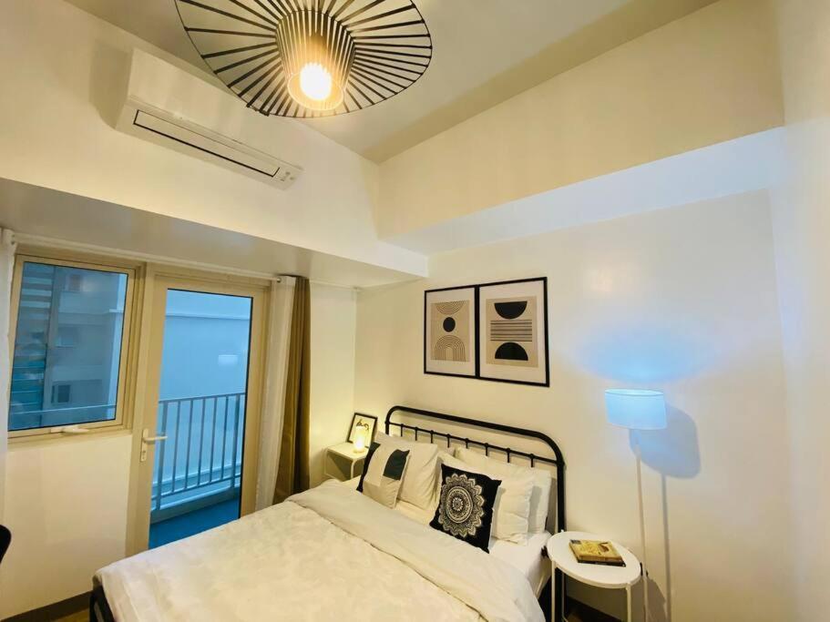 Apartment New And Modern 1br In Mckinley Near Bgc, Airport *